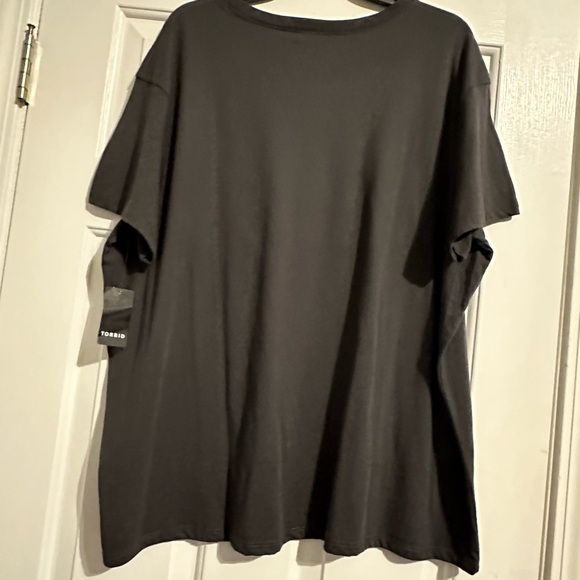 NWT Torrid Size 1 (1X) Rolling Stones Relaxed Fit Crew Tee - Picture 3 of 6